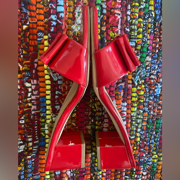 NOURA BOW MULE HEELED SANDAL | JustFab - Picture 10 of 10